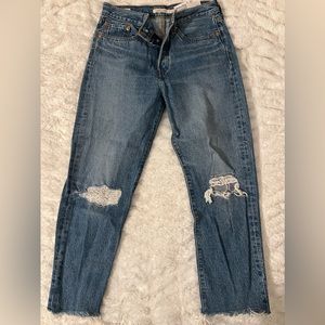LEVIS VINTAGE WEDGIE STRAIGHT JEANS